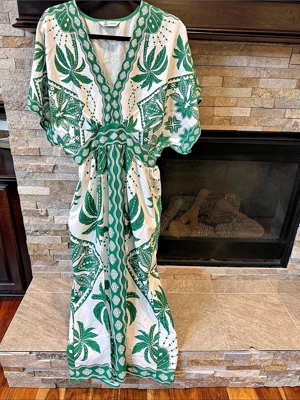 Cupshe Green & White Maxi Dress